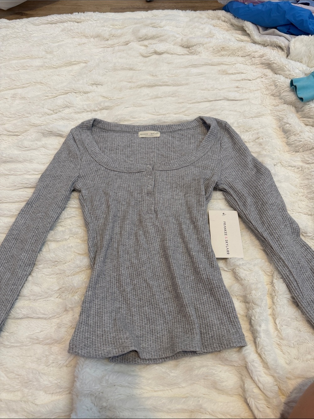 Heather Gray Ribbed Long-Sleeve Henley Top